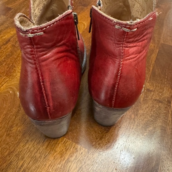 Bed Stu yell Rustic Ankle Booties Heeled Boots Womens Size 8 Red - Picture 6 of 6